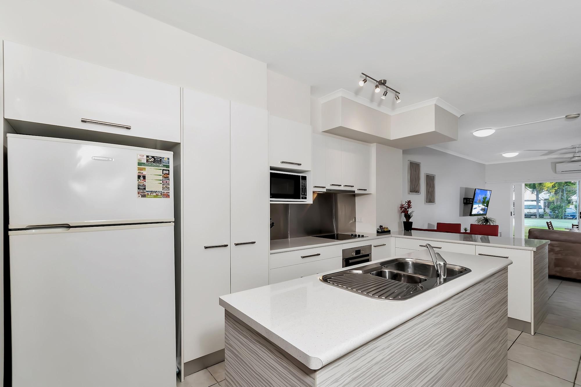 Titree Village Holiday Apartments Порт Дъглас Екстериор снимка