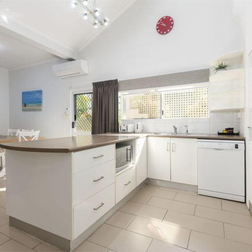 Titree Village Holiday Apartments Порт Дъглас Екстериор снимка