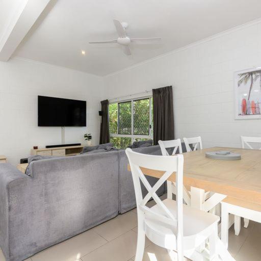 Titree Village Holiday Apartments Порт Дъглас Екстериор снимка